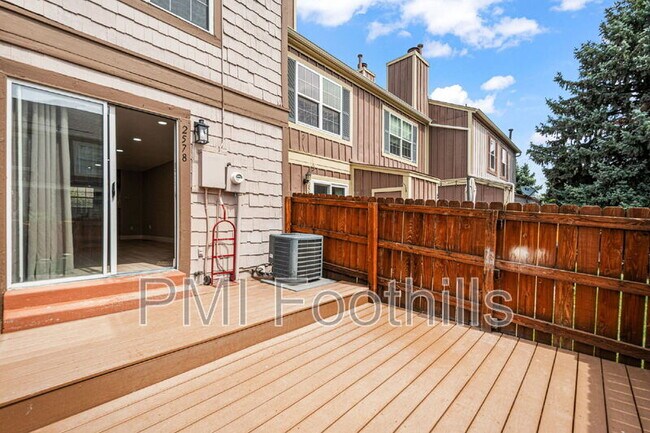 Building Photo - 2578 E Nichols Cir