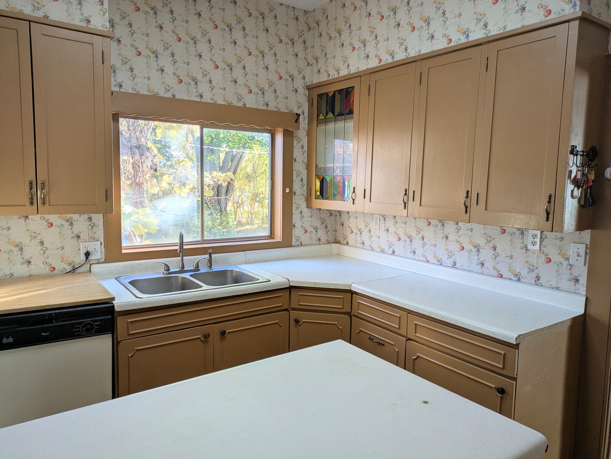 Building Photo - 169 S 200 W