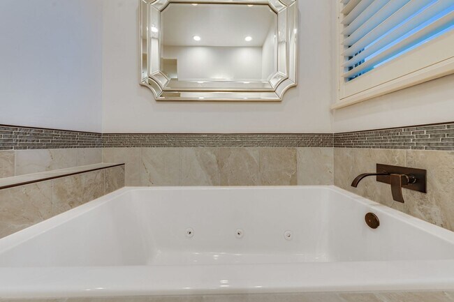 Building Photo - Utilities Included! Luxury Single-Story Ho...