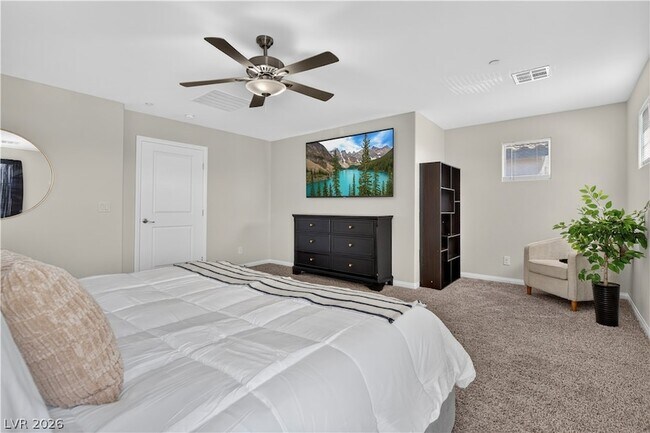 Building Photo - 325 Breve Ct