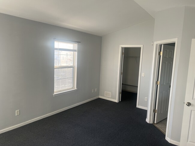 Building Photo - 759 Shannon Dr