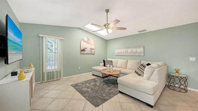 Building Photo - 2246 Cork Oak St W