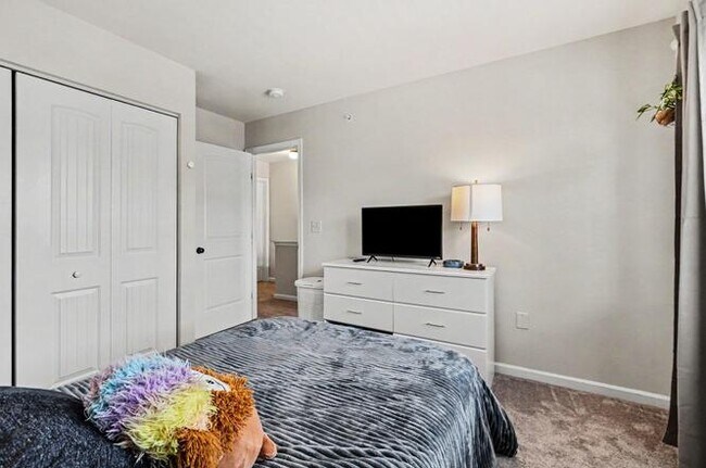 Building Photo - 519 Byler Cir