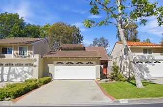 Building Photo - 508 Ventaja