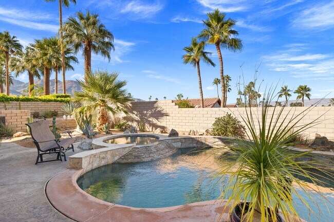 Building Photo - 73110 Calliandra St