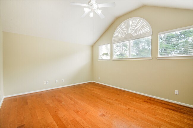 Building Photo - 5814 Ballina Canyon Ln