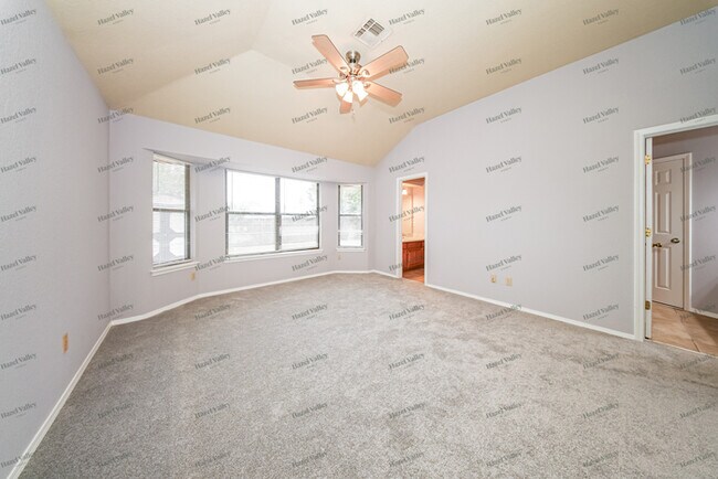 Building Photo - 1708 Yosemite Pl