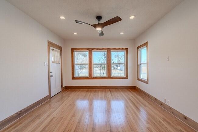 Building Photo - 6706 Fisher Rd