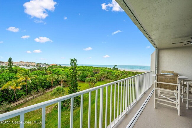 Building Photo - 8700 Ridgewood Ave