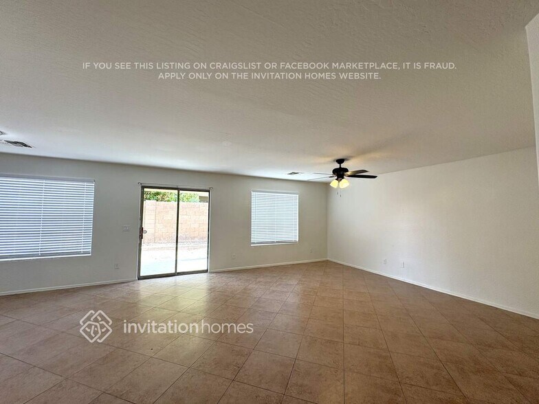 Building Photo - 6805 N 130th Ave