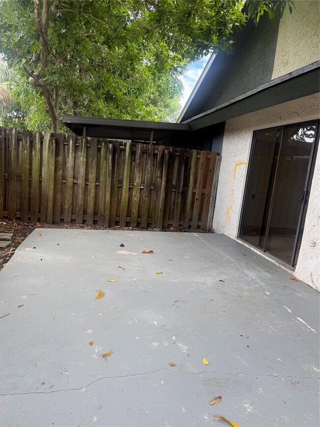 Building Photo - 7427 SW 13th St