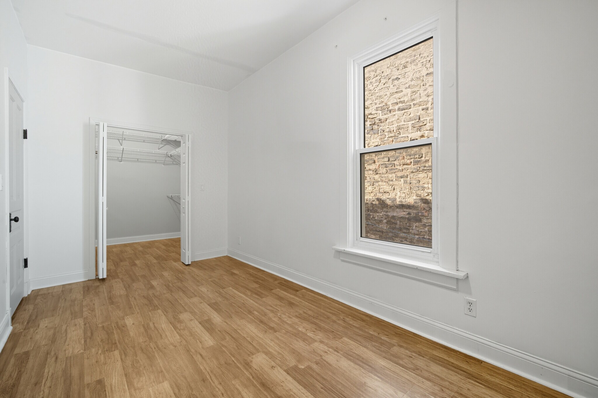 Building Photo - 2609 W Iowa St