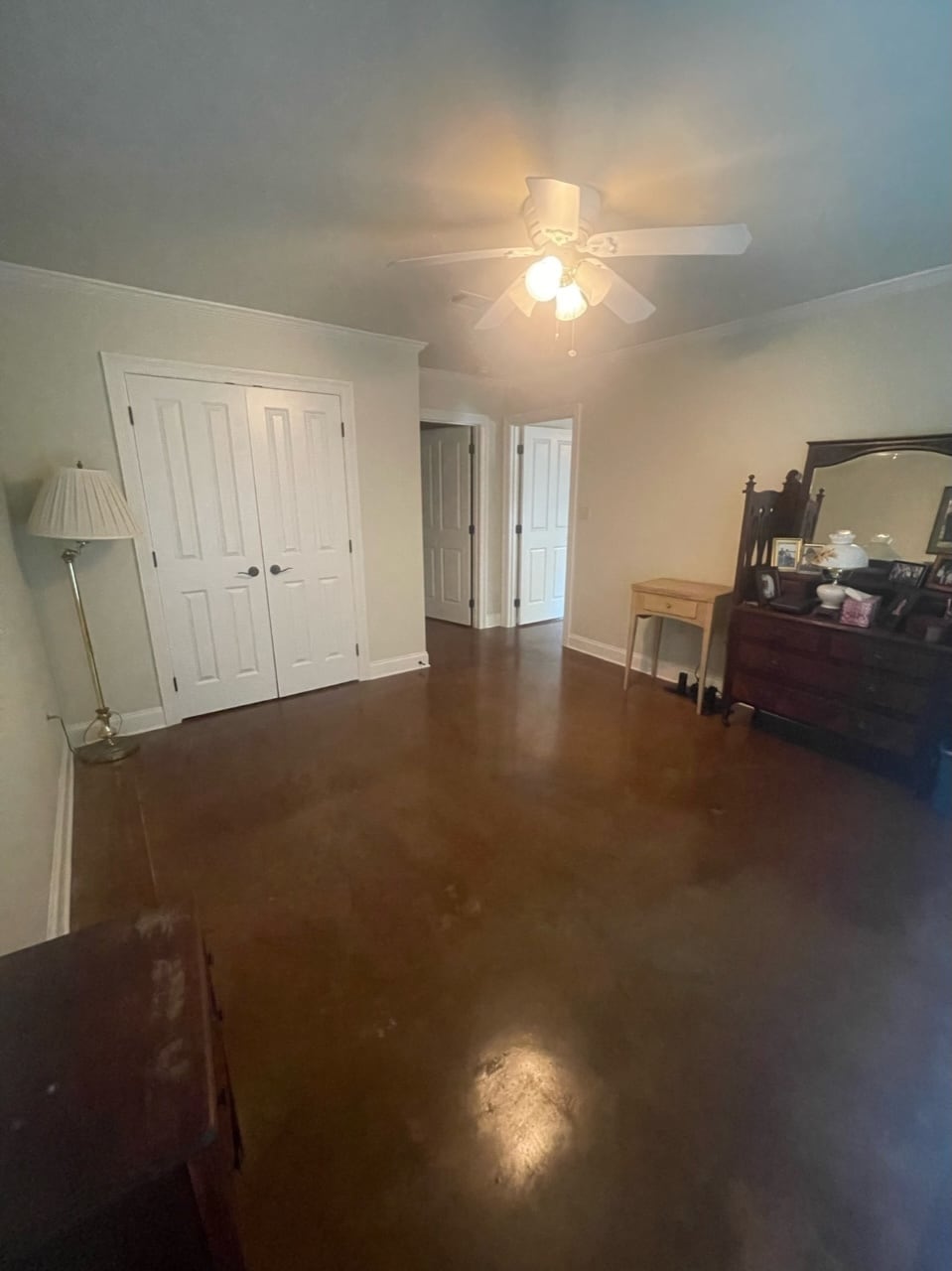 Building Photo - 1200 E Main St