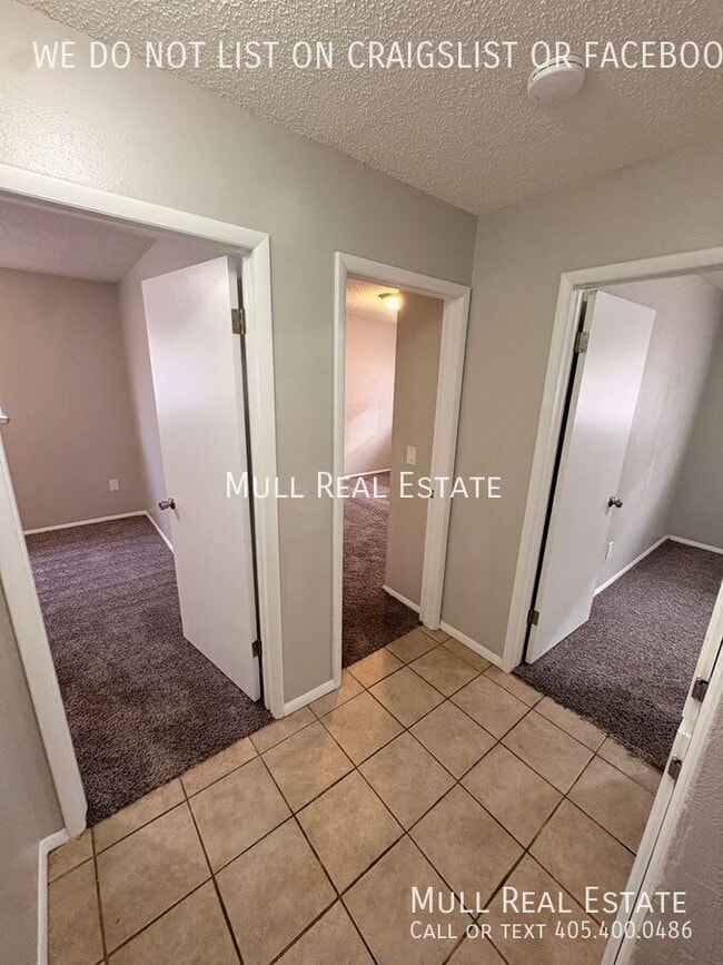 Building Photo - 5704 NW 33rd St