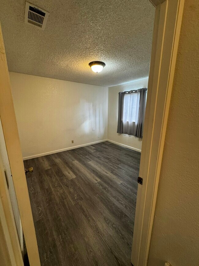 Building Photo - 7422 Kelley Dr