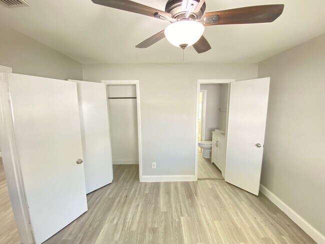 Building Photo - 241 E Church Ave