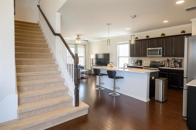 Building Photo - 16021 Remington Reserve Way