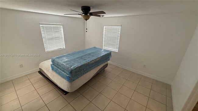 Building Photo - 3211 NW 19th Terrace