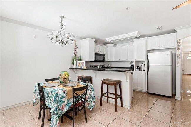 Building Photo - 9 E Campeche St