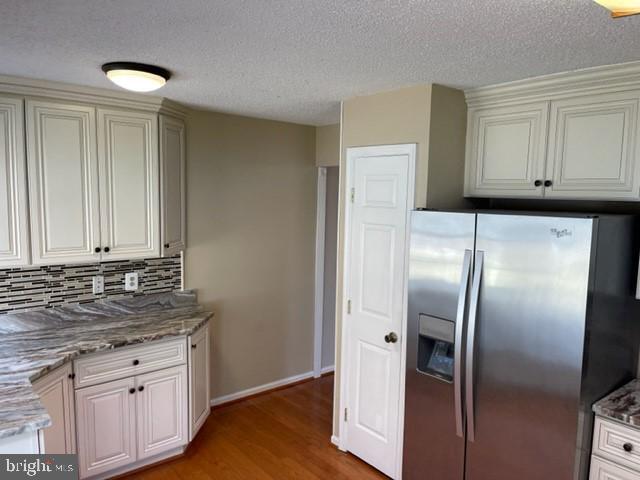 Building Photo - 234 E Juniper Ave