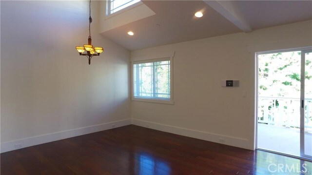 Building Photo - 804 N Irena Ave