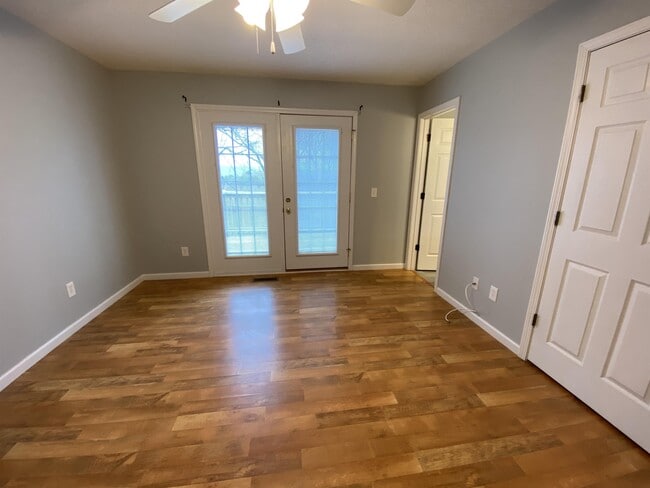 Building Photo - 2916 Patrick Ave