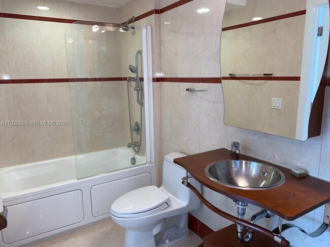 Building Photo - 110 Washington Ave