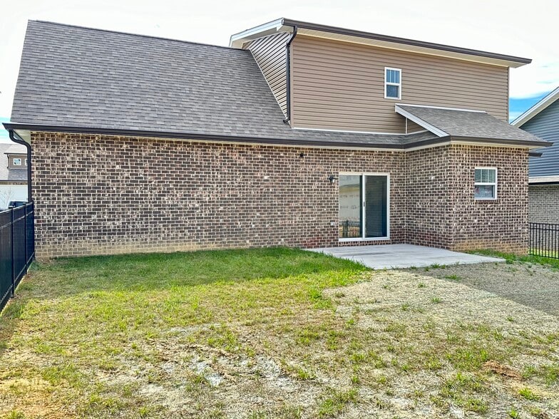 Building Photo - 1409 Brook Hill Dr