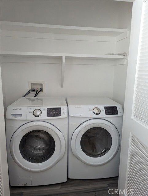 Building Photo - 8254 N Sharuzi Ln