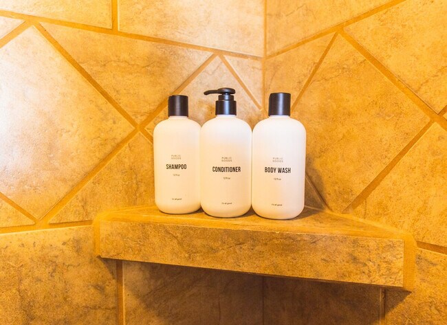 Building Photo - 1932 Sonoma Ranch Blvd