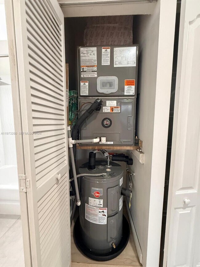 Building Photo - 8240 NW 10th St