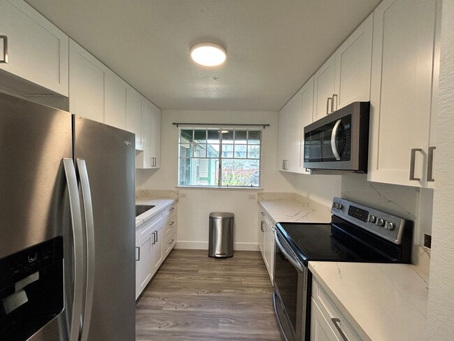 Building Photo - Kuulako - Mililani Mauka 2-BR, 2-BA, 2-Parking