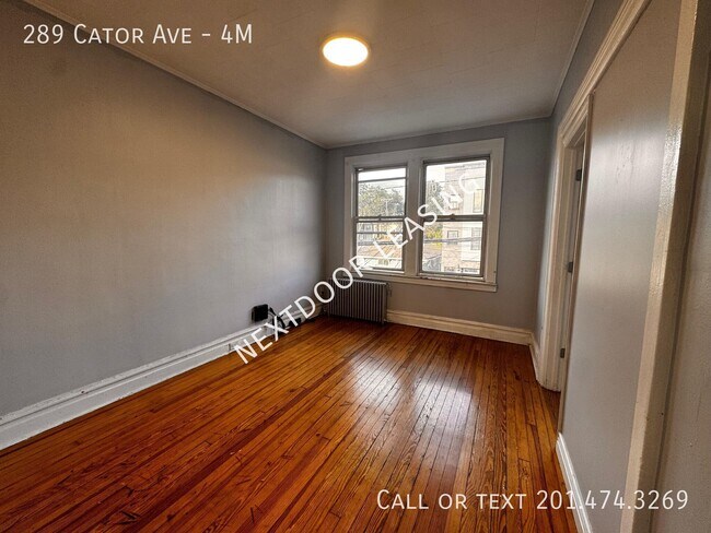 Building Photo - 289 Cator Ave