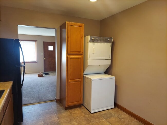 Building Photo - 711 S West St