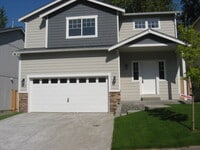 Building Photo - Beautiful 4 bedroom home on Kent's West Hill.