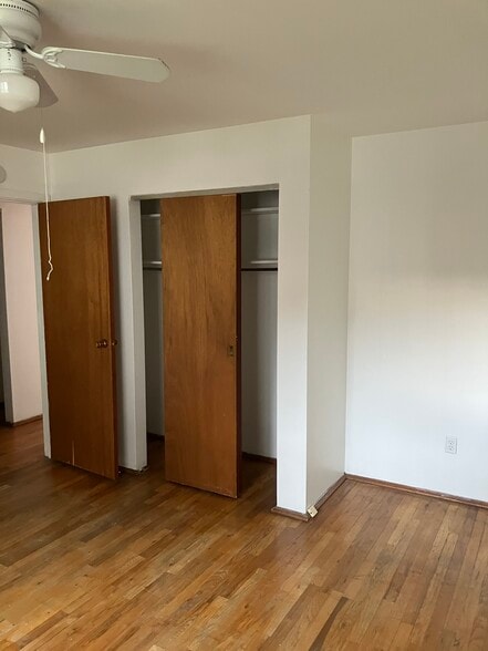 Building Photo - 512 Olden Ave