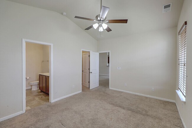 Building Photo - *Approved Application Received*