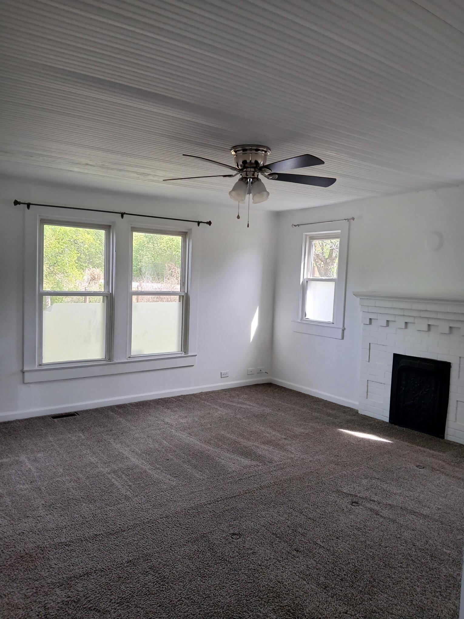 Building Photo - 1937 Trinity Church Rd