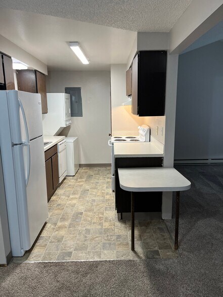 Building Photo - 328 91st Ave NE