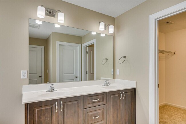 Building Photo - 852 Williford Run Dr