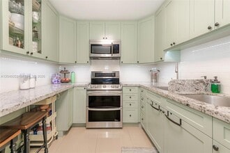 Building Photo - 5750 Collins Ave