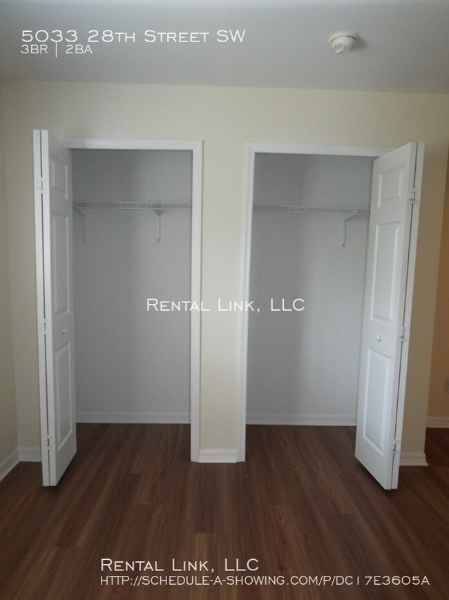 Building Photo - Lehigh Acres Duplex For Rent