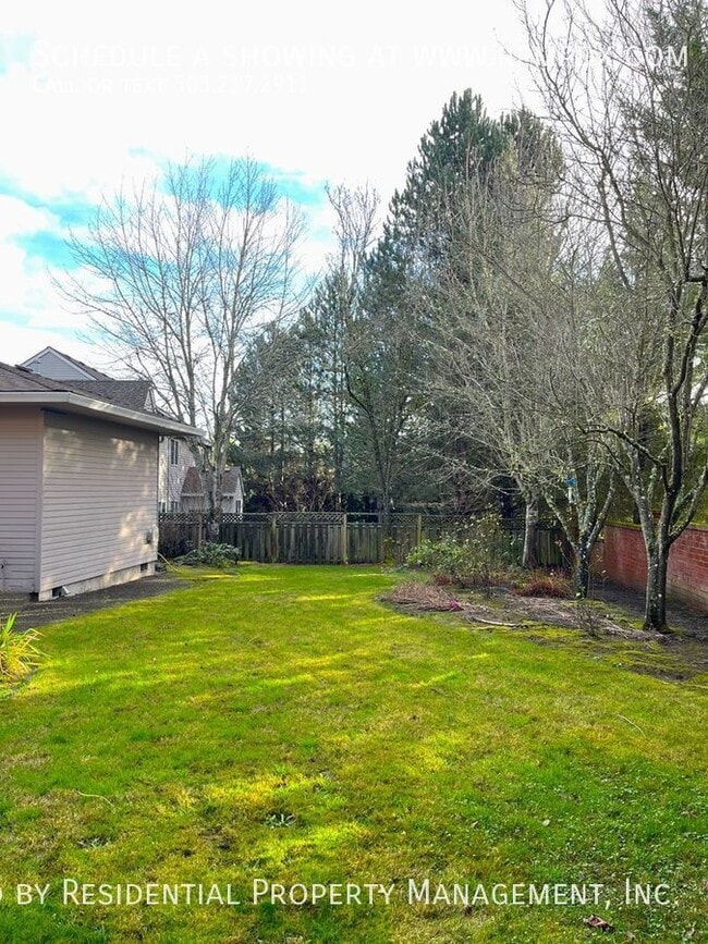 Building Photo - 3964 NW Brookview Way