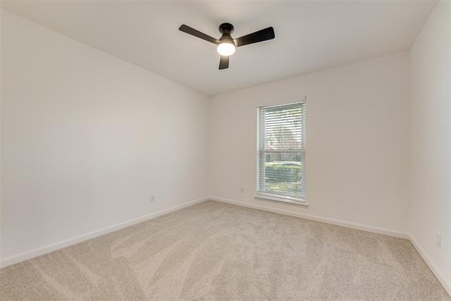 Building Photo - 1933 Garden Crest Ln