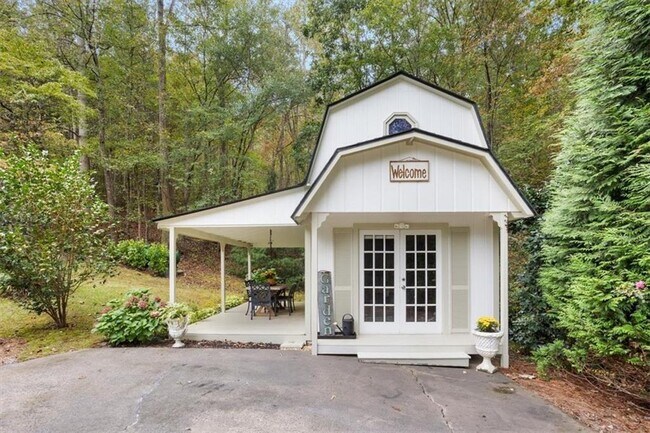 Building Photo - 12485 Reinhardt College Pkwy