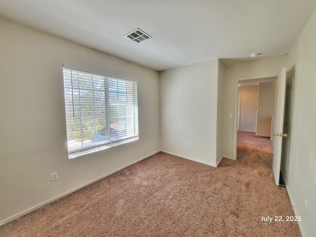 Building Photo - 2646 Cottonwillow St