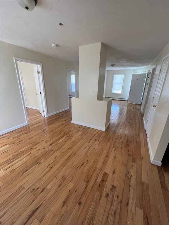 Building Photo - 61 Tecumseh St