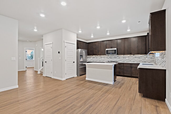 Building Photo - 11225 SE 245th Pl