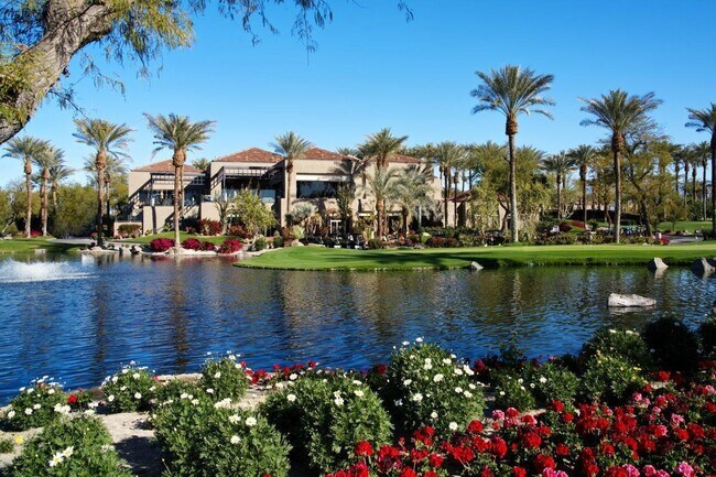 Building Photo - 359 Desert Holly Dr