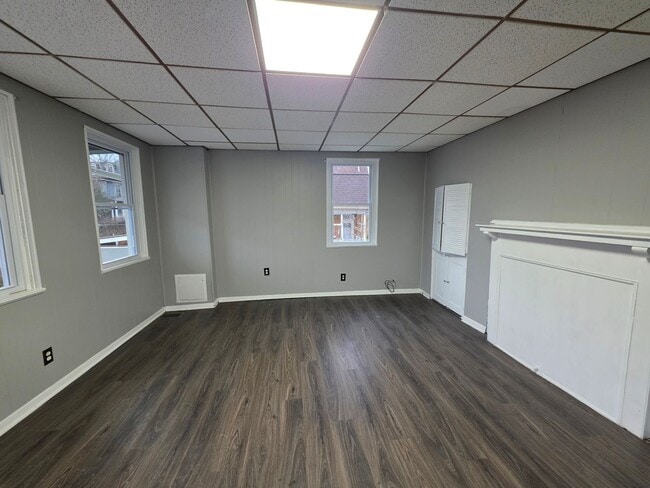 Building Photo - 505 Harker St